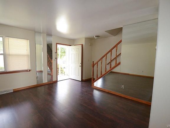 4th image of 583 Masten Ave