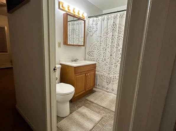 1644 Willow St APT 2, Fairbanks, AK 99709