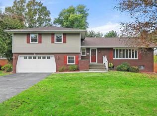 58 King George Rd, Poughkeepsie, NY 12603