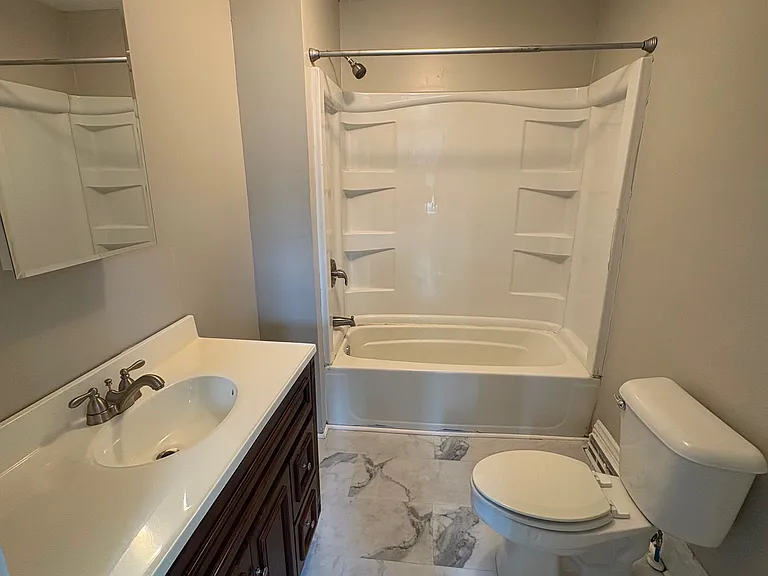 1100 Lowell St — Photo 31