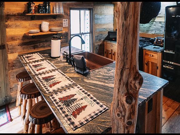 5th image of 3460 Sugar Camp Cir