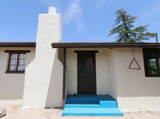 215 N Cody Loop Rd, Oracle, AZ 85623