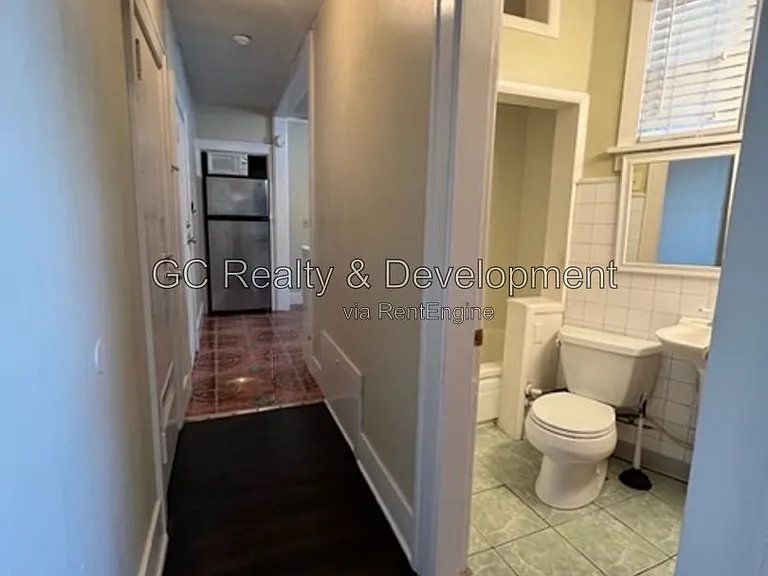 534 Crescent Blvd — Photo 13