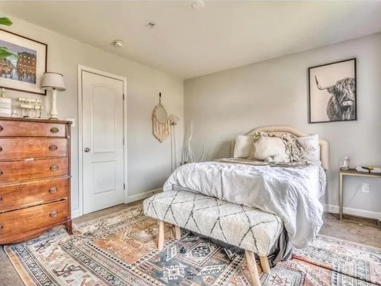 1626 Light St — Photo 13
