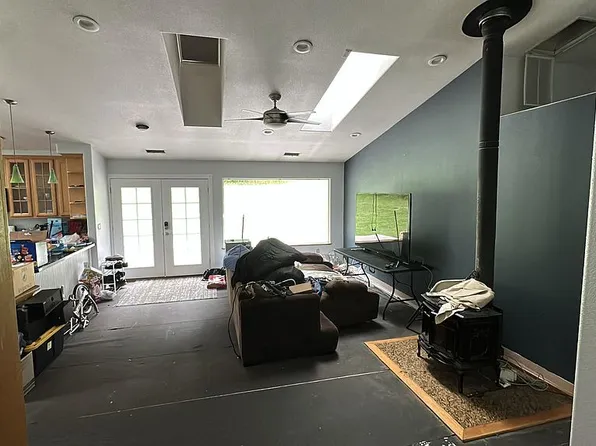 2299 Glendale Dr, McKinleyville, CA 95519