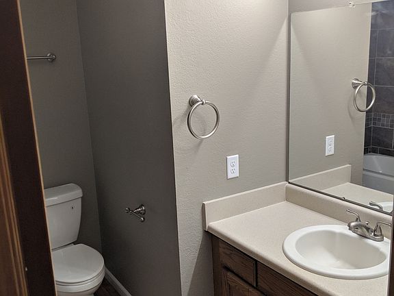 5th image of 5851 Ryewyck Dr APT 3