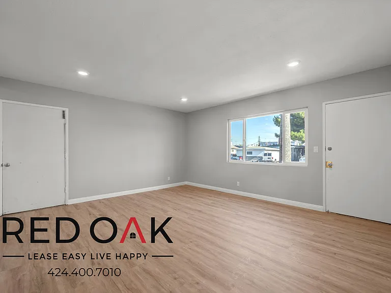 8015 S Western Ave #1 — Photo 14