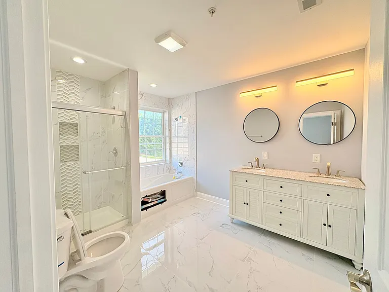 6710 Hudson St — Photo 4
