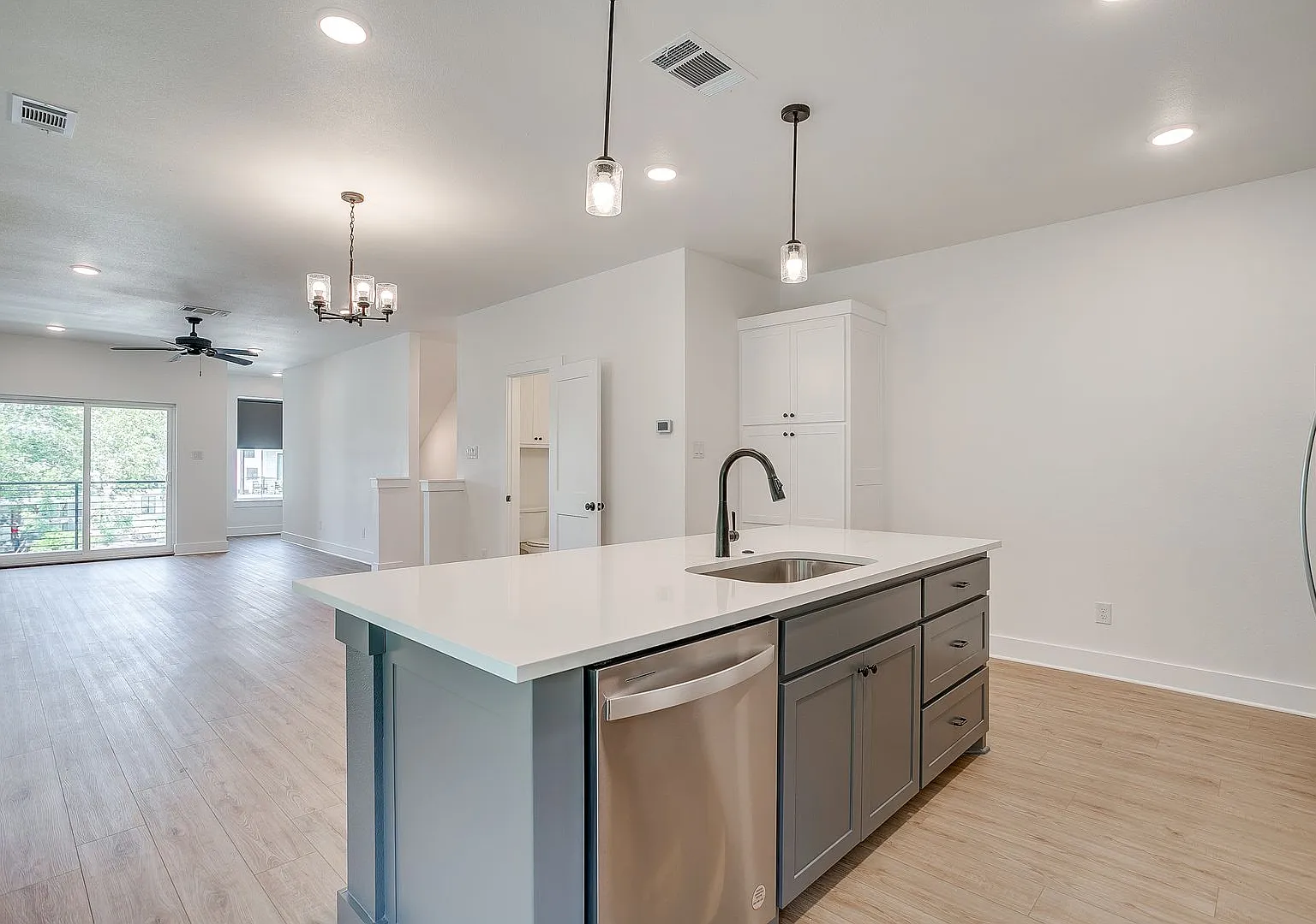 2341 Benbrook Blvd-2027 — Photo 3