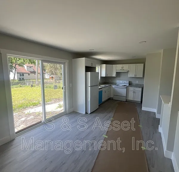 4106 Stillwell Ave — Photo 6