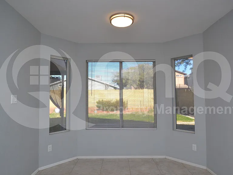 3806 W Cielo Grande — Photo 5