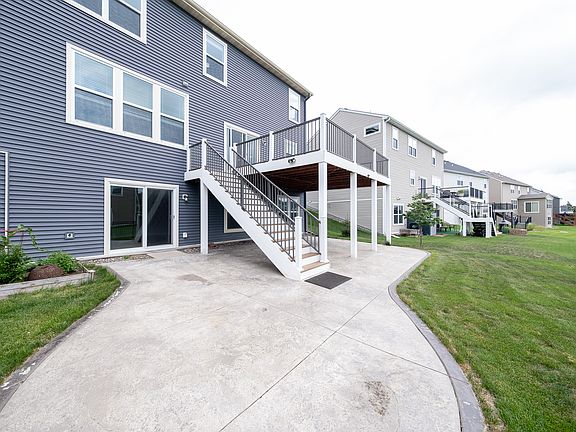 2nd image of 9183 Lighthouse Ln