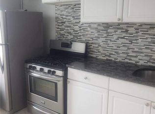 61-10 Myrtle Ave, Ridgewood, NY 11385