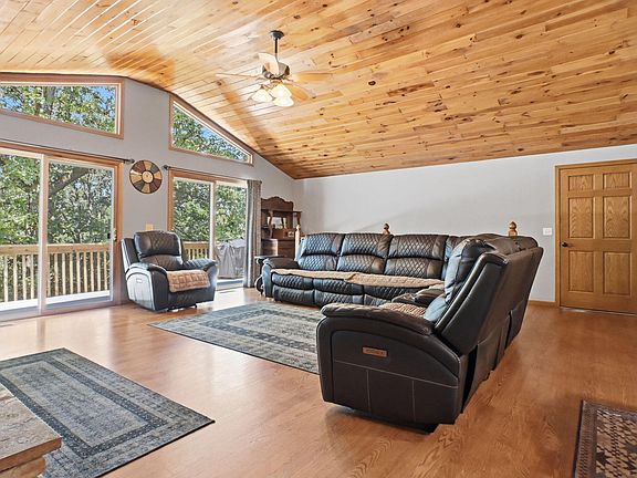3rd image of 4327 S 165th Road