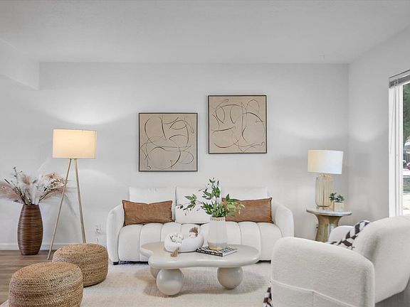2nd image of 244 Palacio Royale Cir