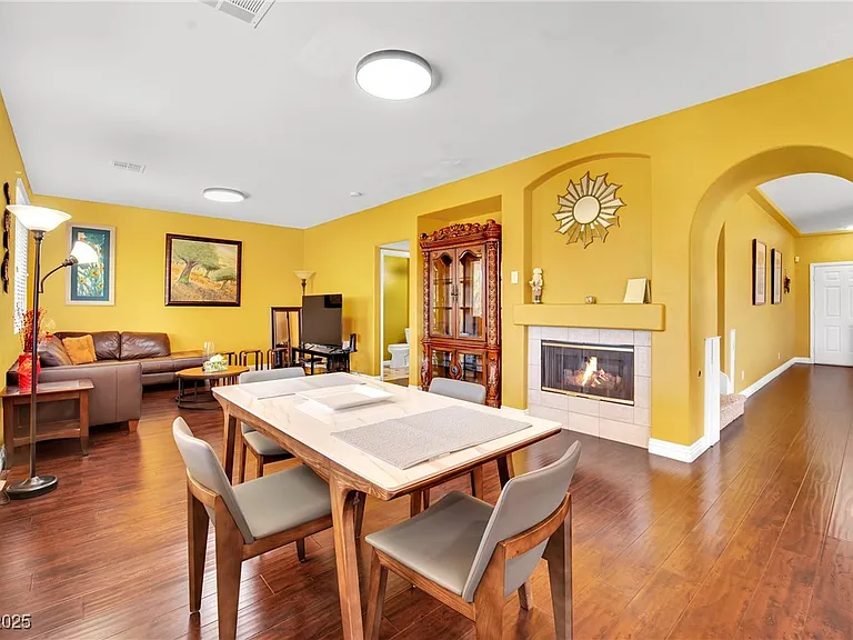 9677 Casper Peak Ct — Photo 15