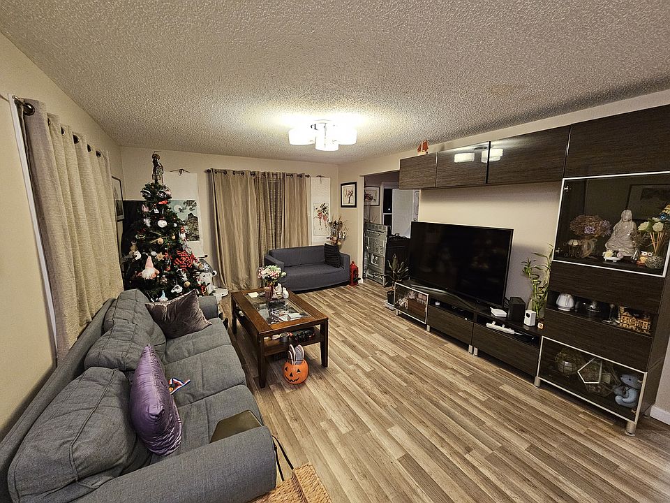 Cozy living room