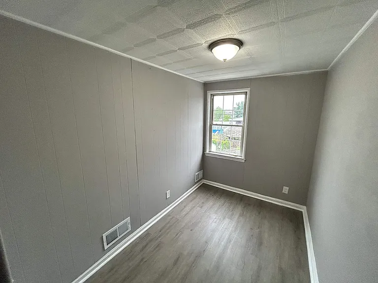 609 Aldworth Rd — Photo 23