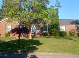 111 Dogwood Ln, Winchester, TN 37398