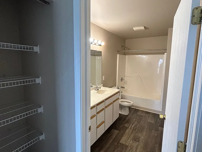 221 Southfield Dr #1 — Photo 12