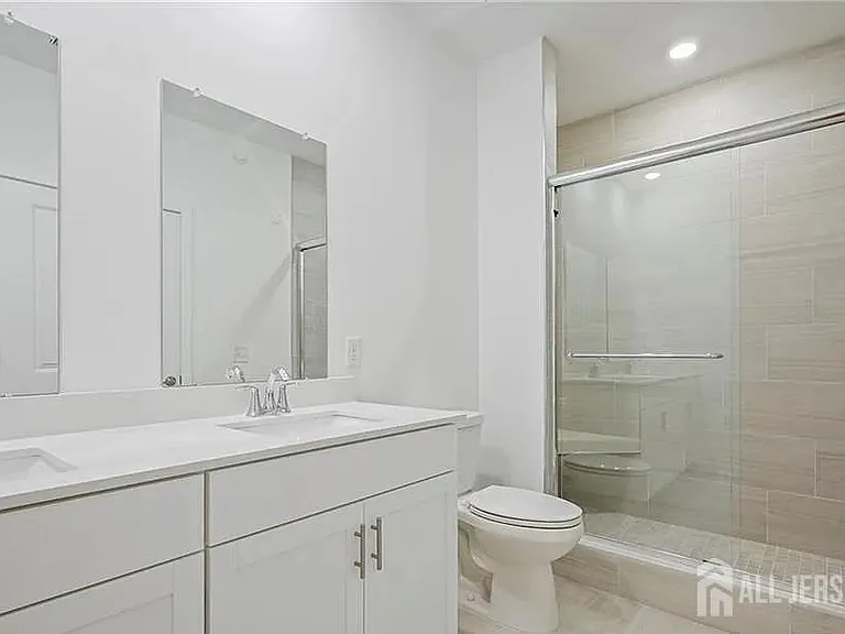 28310 Radford Ct — Photo 9