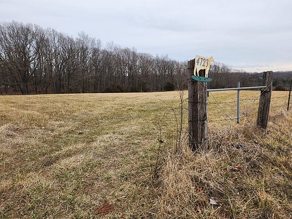 2nd image of 4723 Saddle Club Road