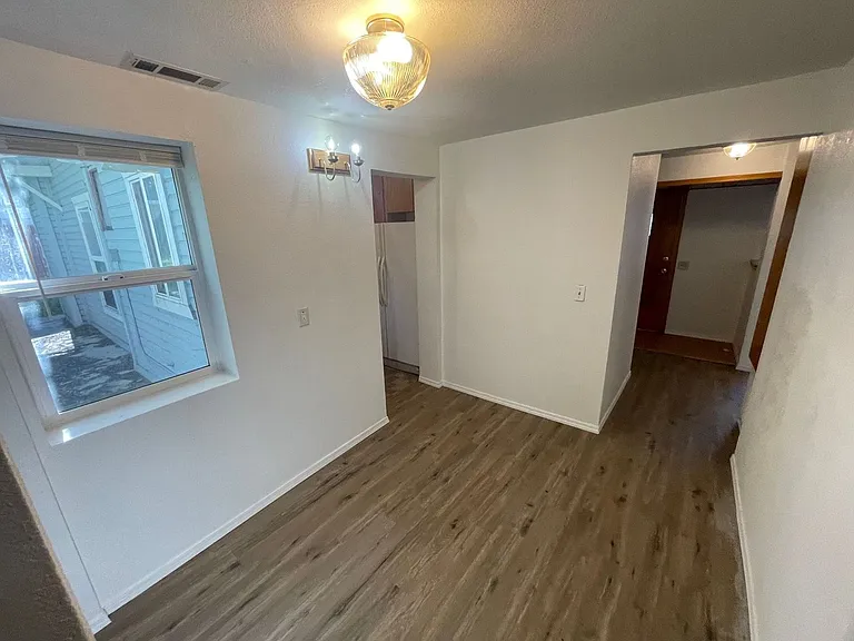 313 E Lowell St — Photo 12