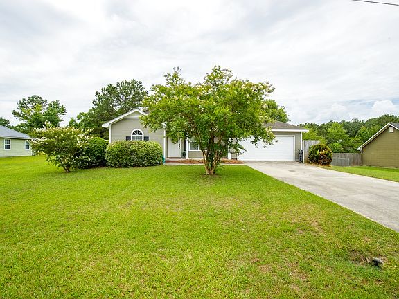 2nd image of 4019 Foxridge Ln