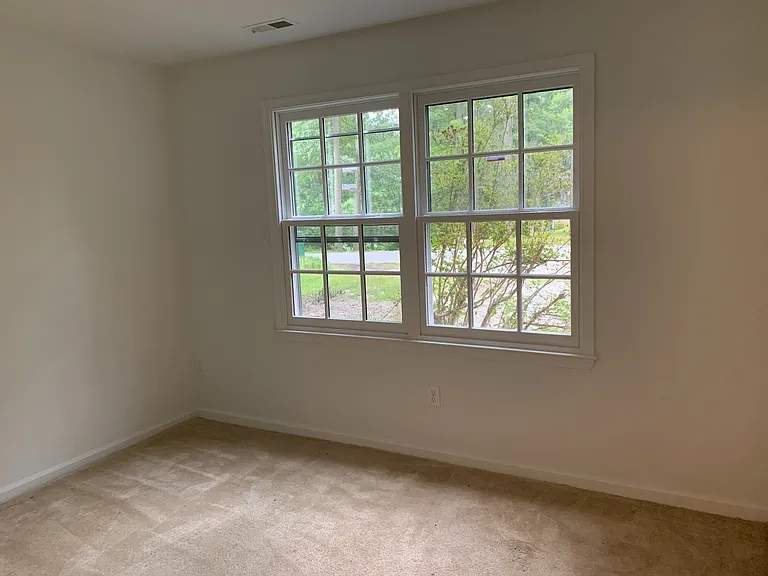 16391 Norton Dr — Photo 1