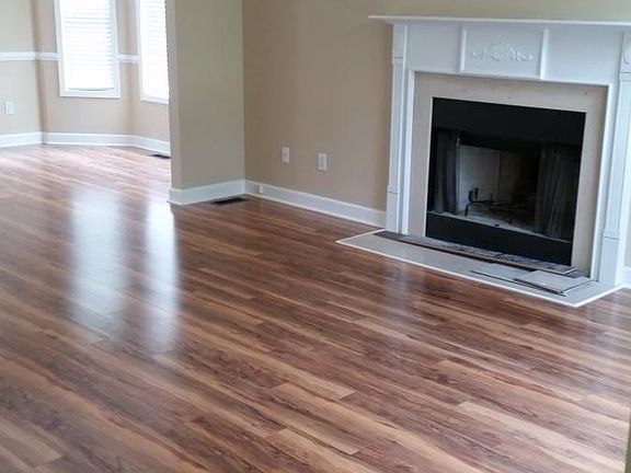 4th image of 2703 Ulmer Rd