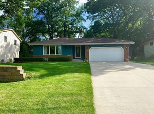 4215 89th St, Kenosha, WI 53142