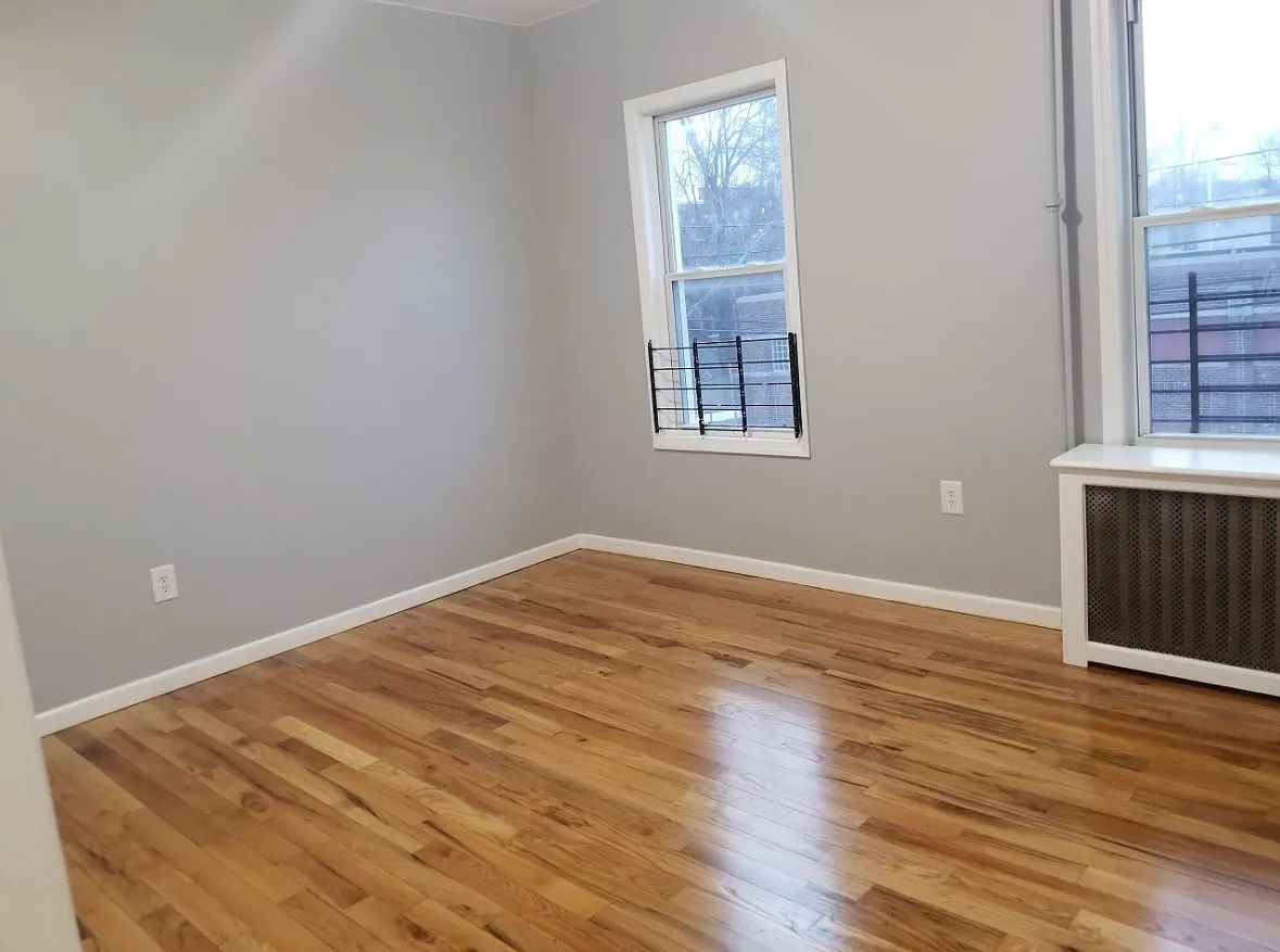 5 bed, 1525 sqft, $3,100 — Photo 3