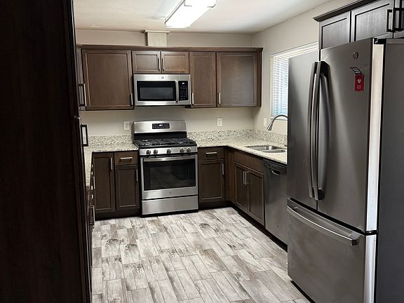 3rd image of 8344 E Calexico St