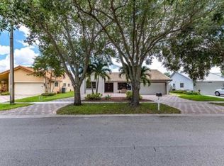 10306 NW 5th St, Plantation, FL 33324