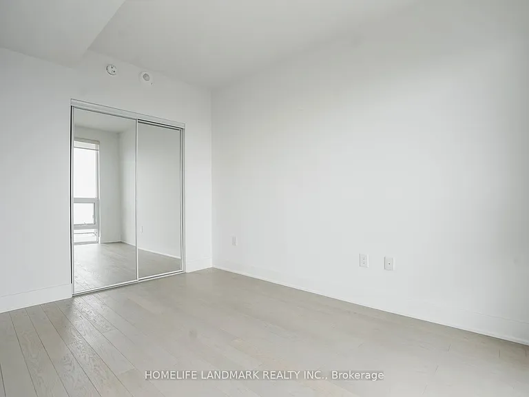 955 Bay St #3806 — Photo 8
