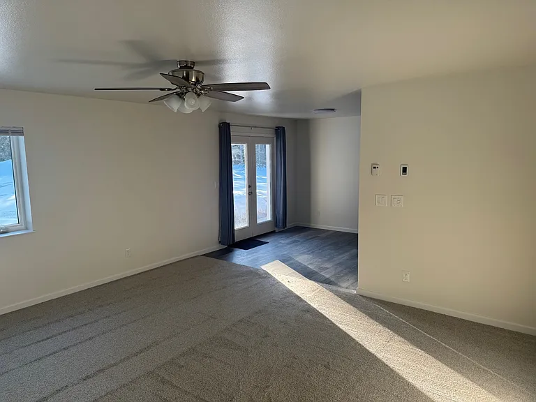 1961 Christine Dr — Photo 8