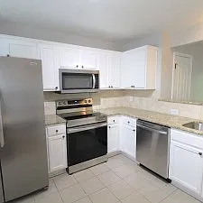 3023 Salmon River Dr