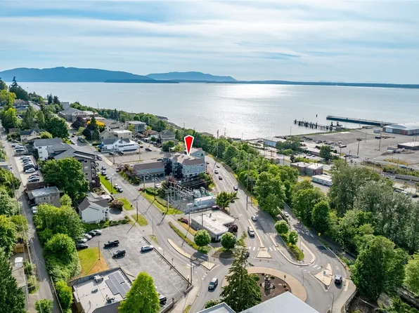 705 N State Street #404, Bellingham, WA 98225