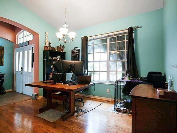 2nd image of 4410 River Close Blvd