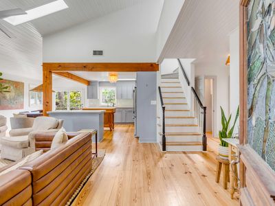 619 E Erie Ave, Folly Beach, SC, 29439