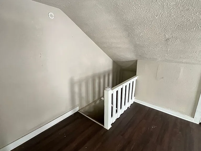 316 N 2nd St — Photo 7