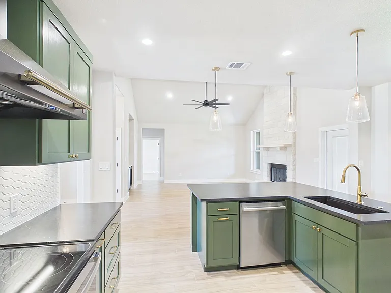 110 Parlin Ln — Photo 10