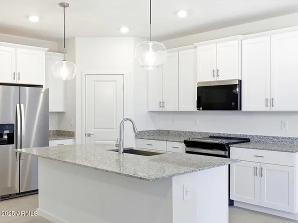 24622 W GROVE Street, Buckeye, AZ 85326