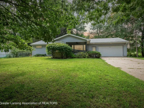 913 Raeburn Rd, Eaton Rapids, MI 48827