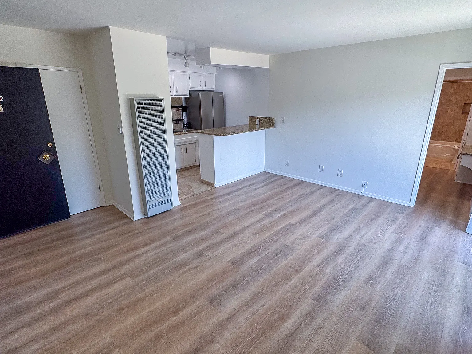 Studio, 495 sqft, $2,250 — Photo 3