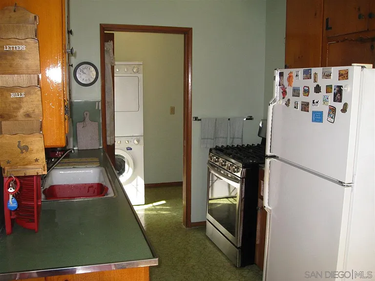 4211 Lafayette Pl — Photo 24
