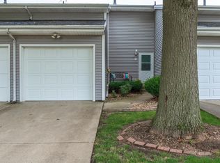 1560 Hunt Dr APT D, Normal, IL 61761