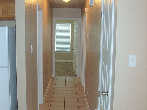 5th image of 4903 Heather Ln APT B
