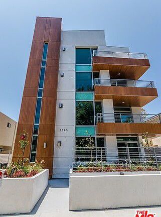 3rd image of 1945 Overland Ave Unit 301