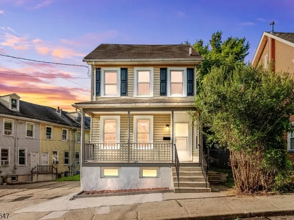 330 Chambers St, Phillipsburg Town, NJ 08865